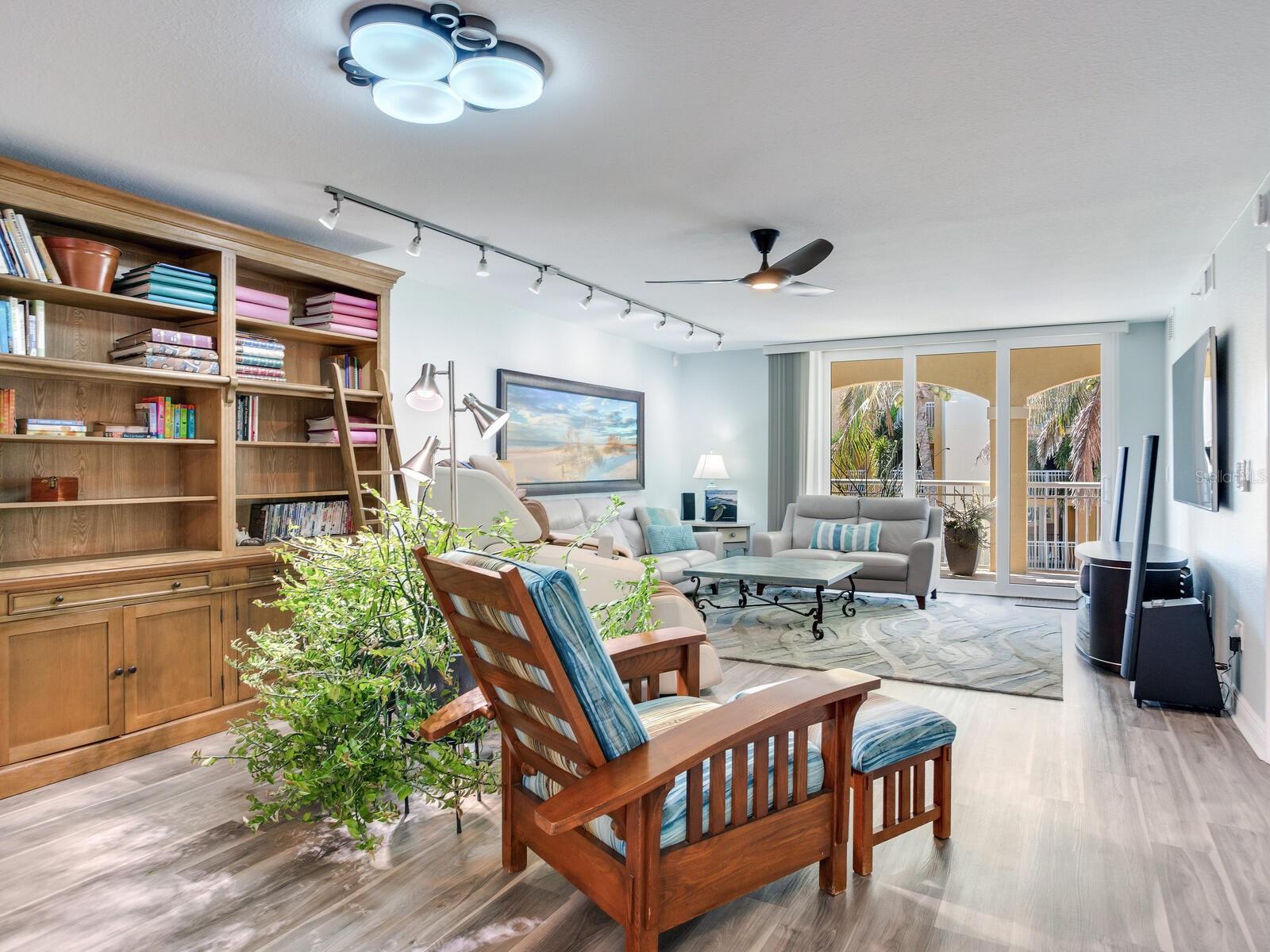 BELLA GRANDE CONDO - Residential