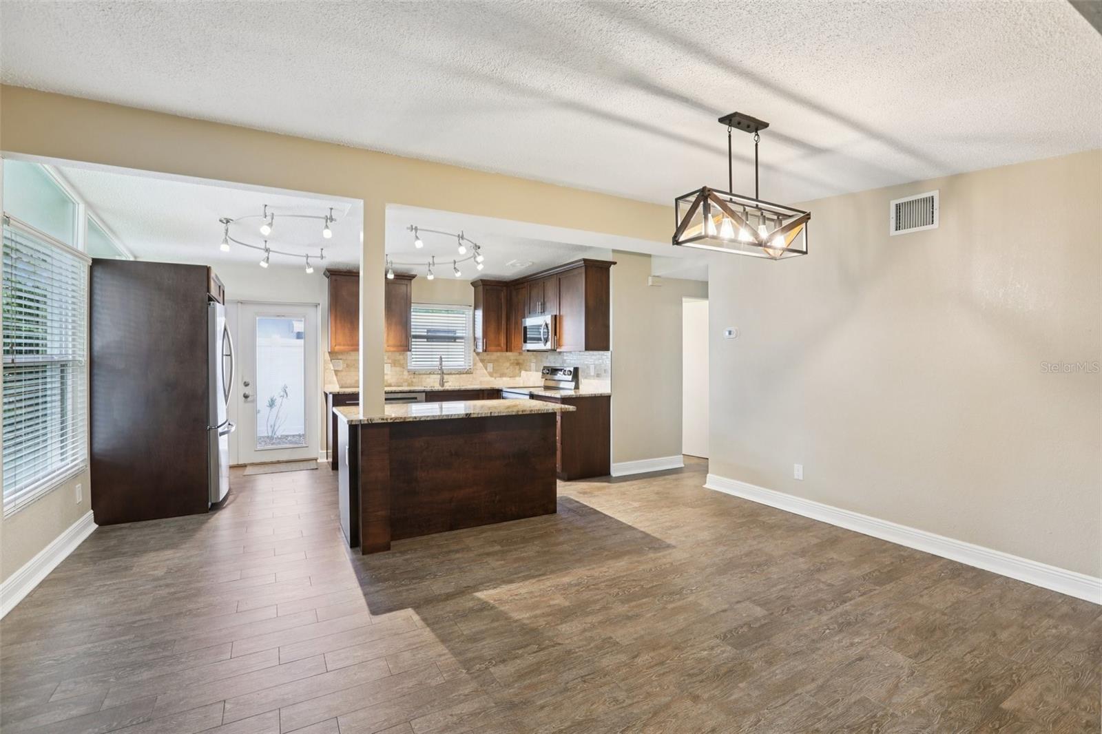 NORTH ST PETERSBURG - Residential