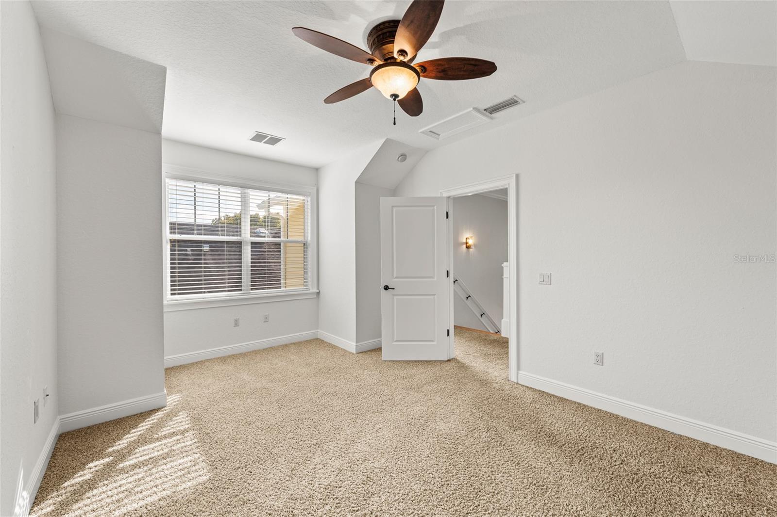 BEACON HILL - Residential