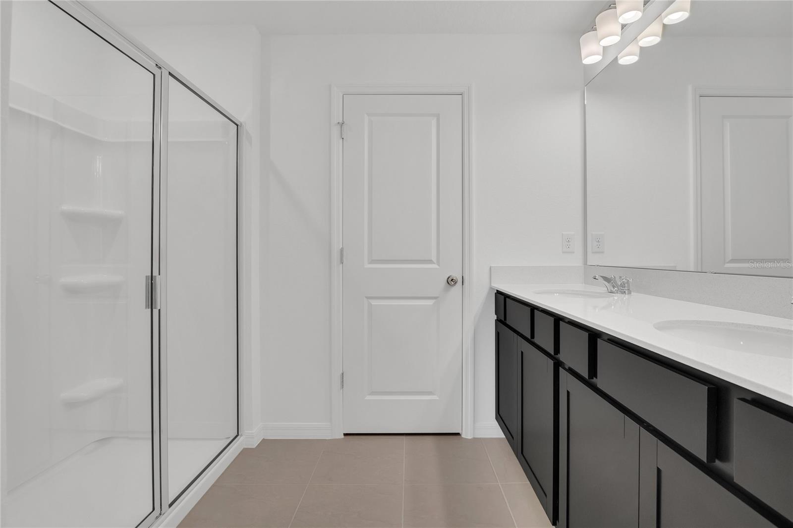 PARKSIDE TRAILS - PHASE 1 - Residential Lease