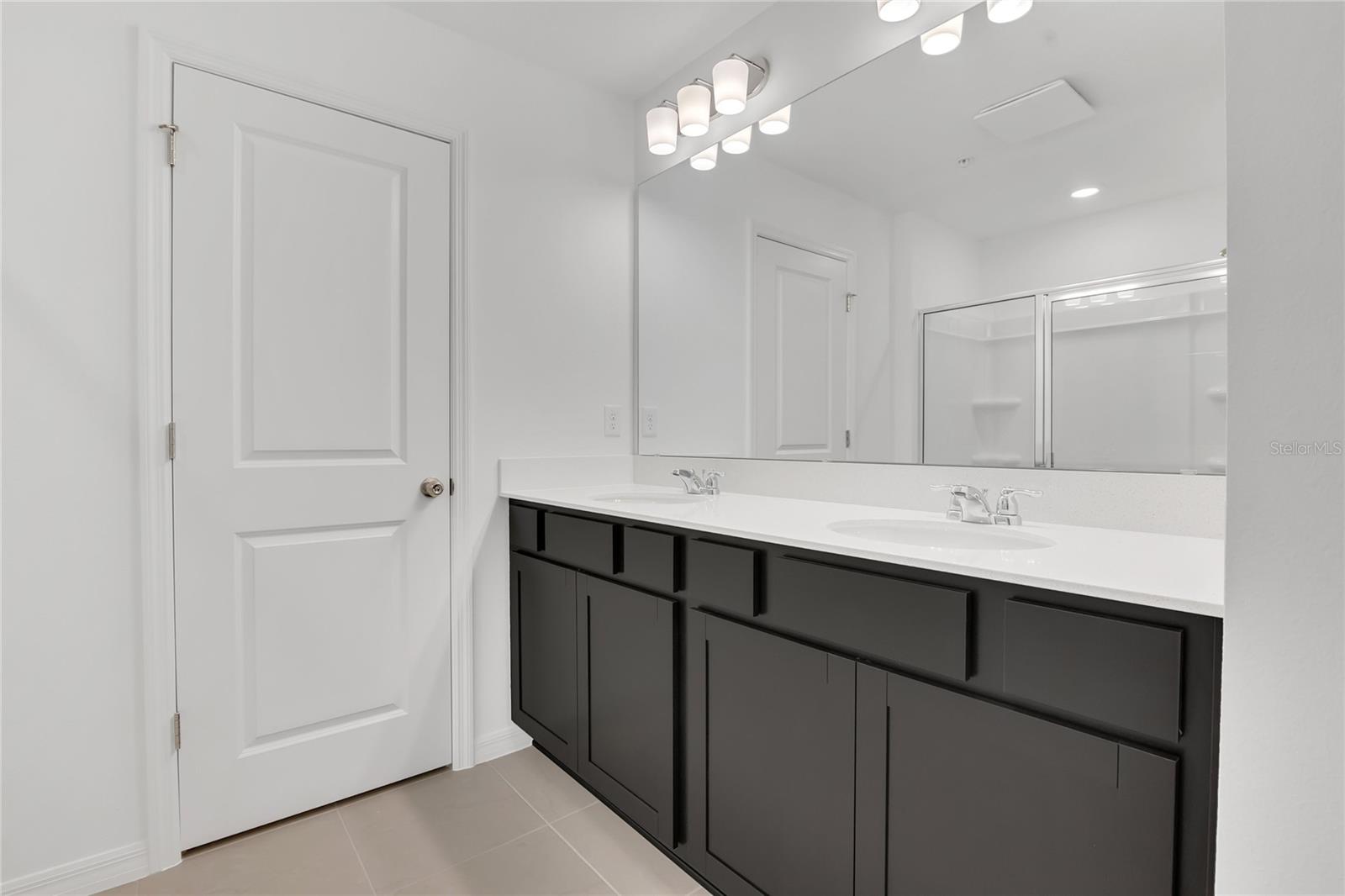 PARKSIDE TRAILS - PHASE 1 - Residential Lease