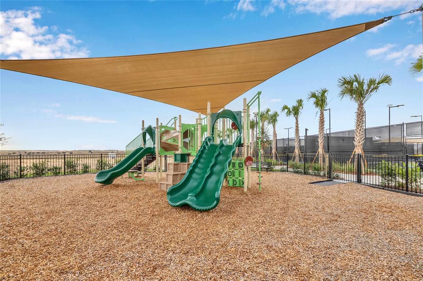 PARKSIDE TRAILS - PHASE 1 - Residential Lease