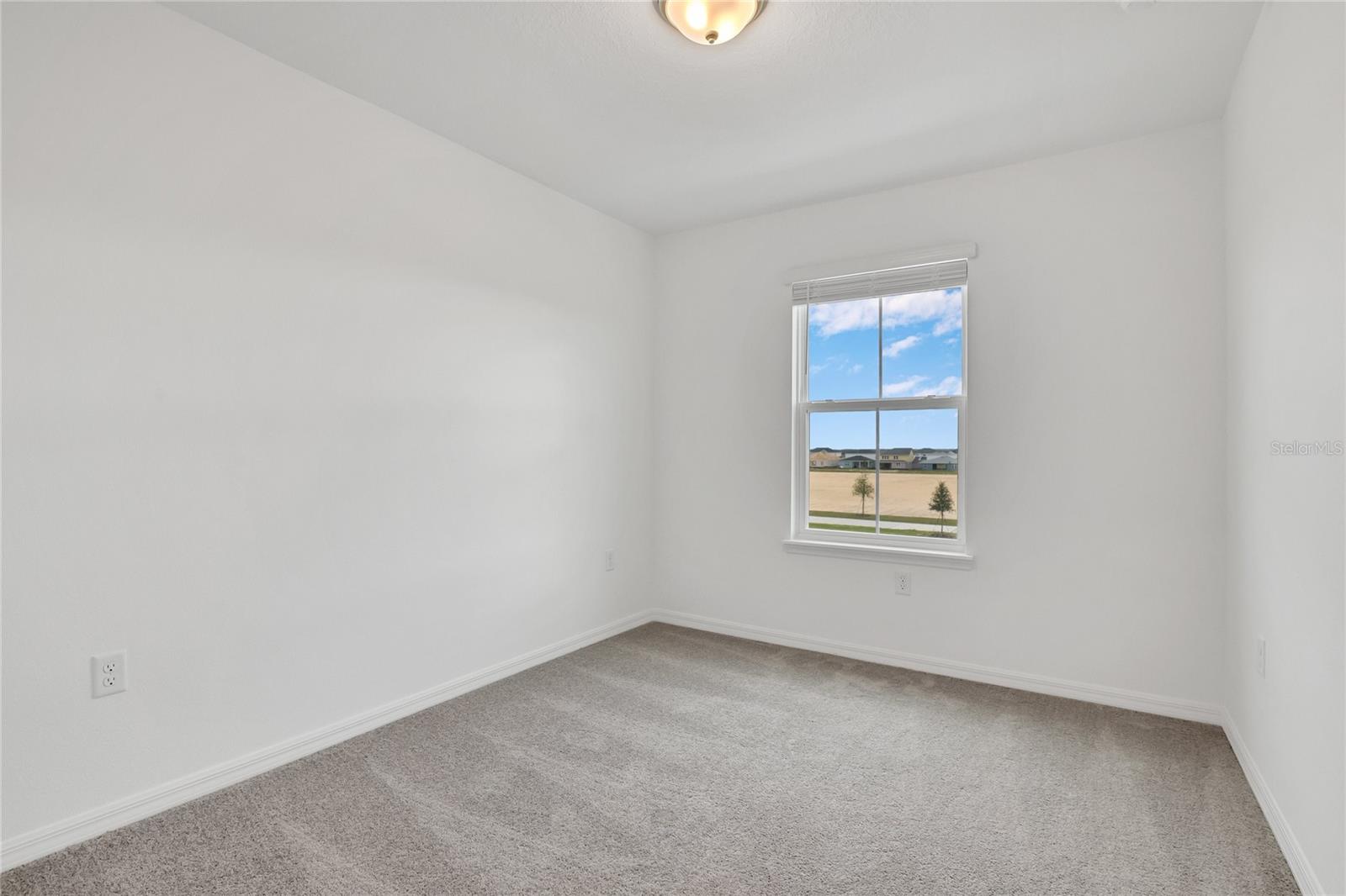 PARKSIDE TRAILS - PHASE 1 - Residential Lease