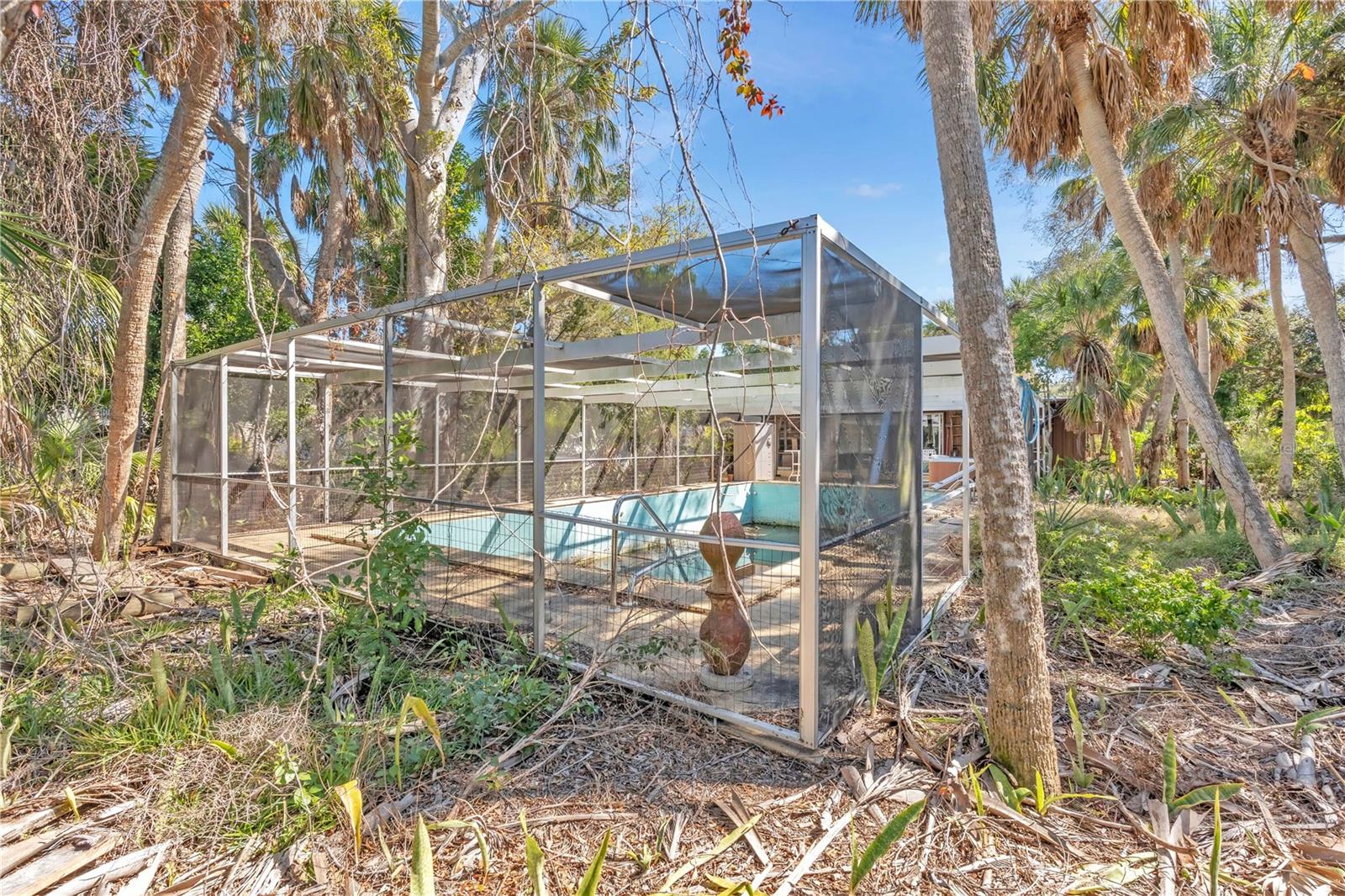 SIESTA BEACH - Residential