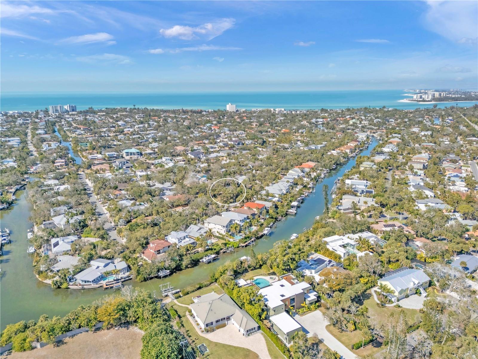 SIESTA BEACH - Residential