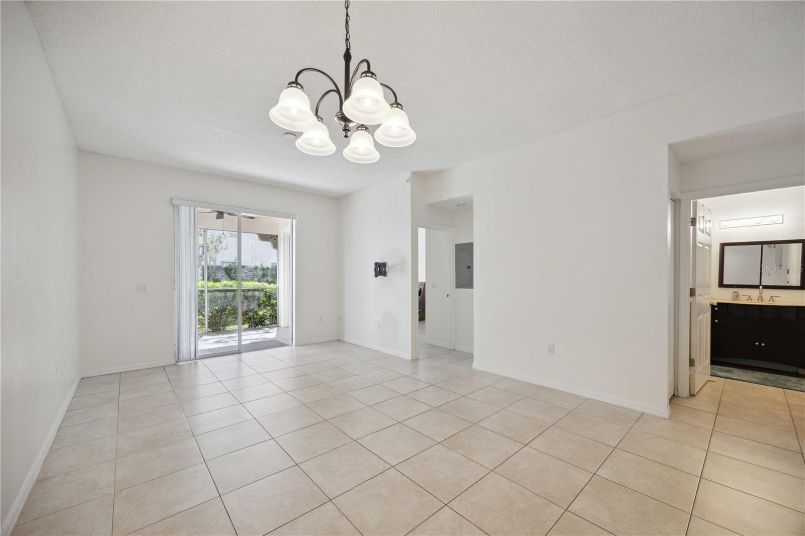 PLAZA DE FLORES - Residential