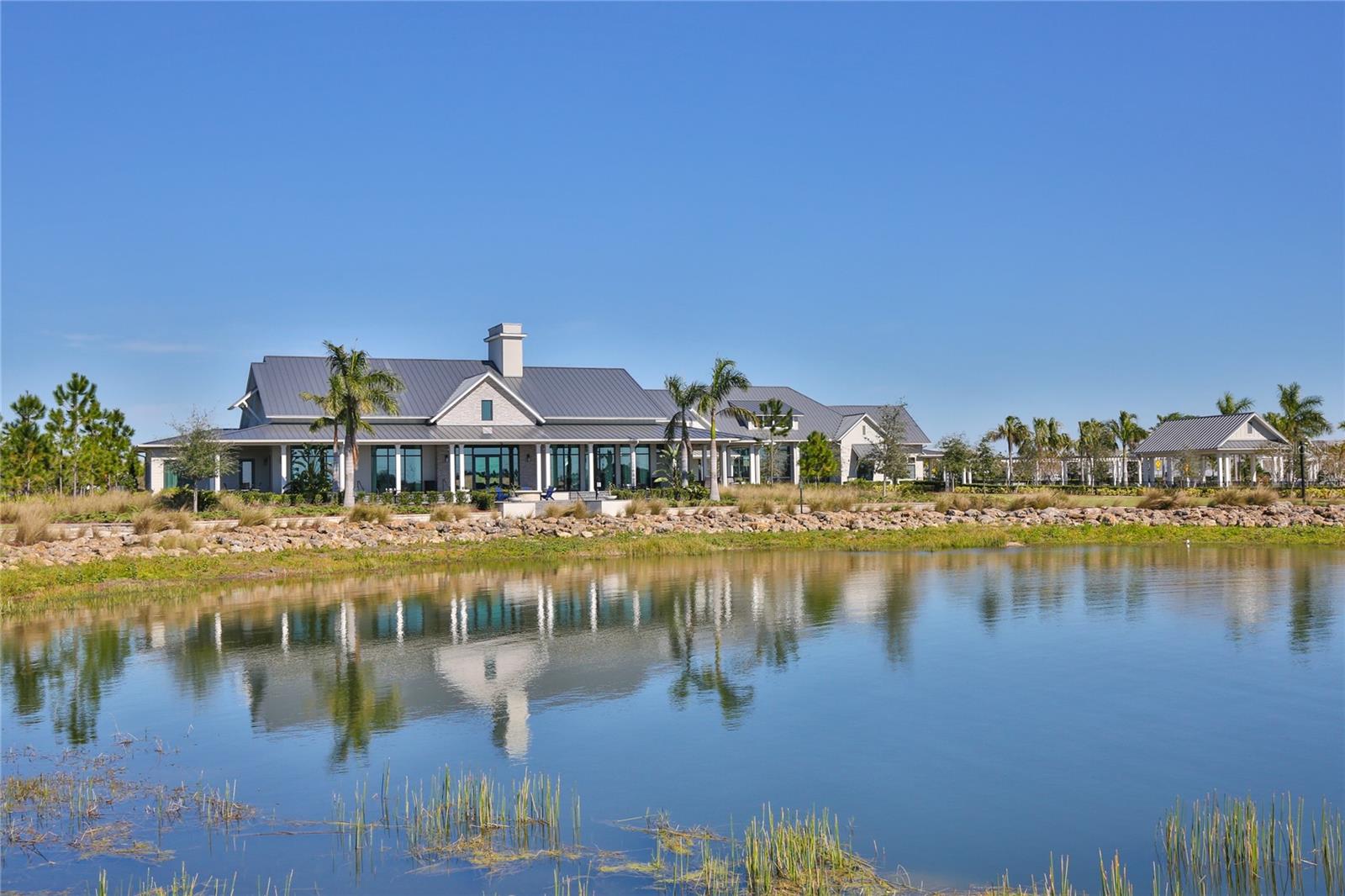 LAKEHOUSE COVE/WATERSIDE - Residential