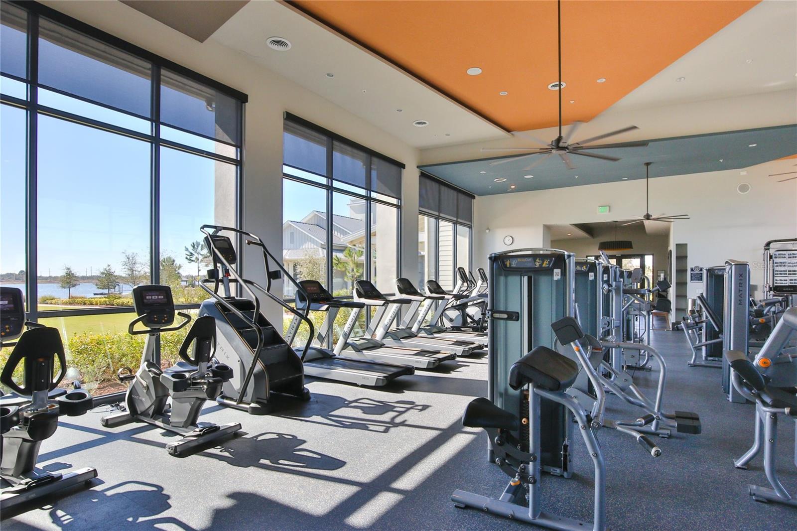 LAKEHOUSE COVE/WATERSIDE - Residential