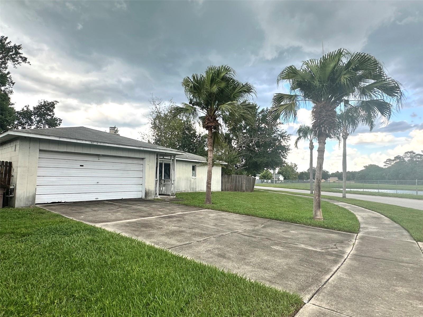 2430 TREE RIDGE LANE