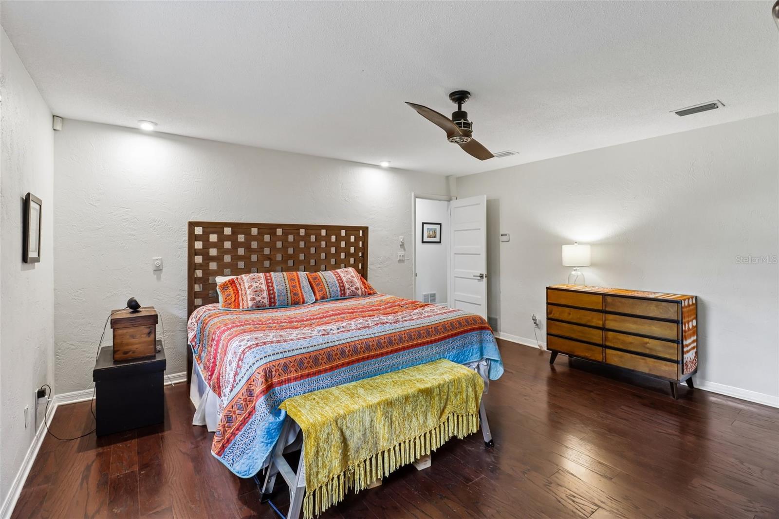 TOMOKA OAKS COUNTRY CLUB ESTATES UNITS 0 - Residential