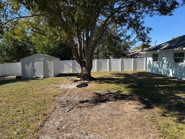 DELTONA LAKES UNIT 08 - Residential