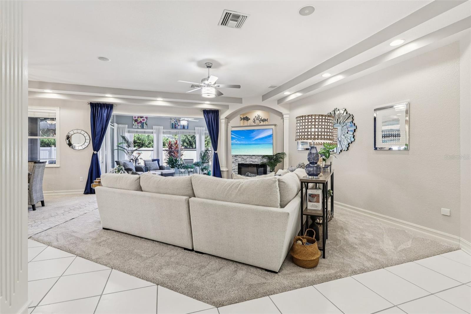 1506 AUBURN OAKS BOULEVARD