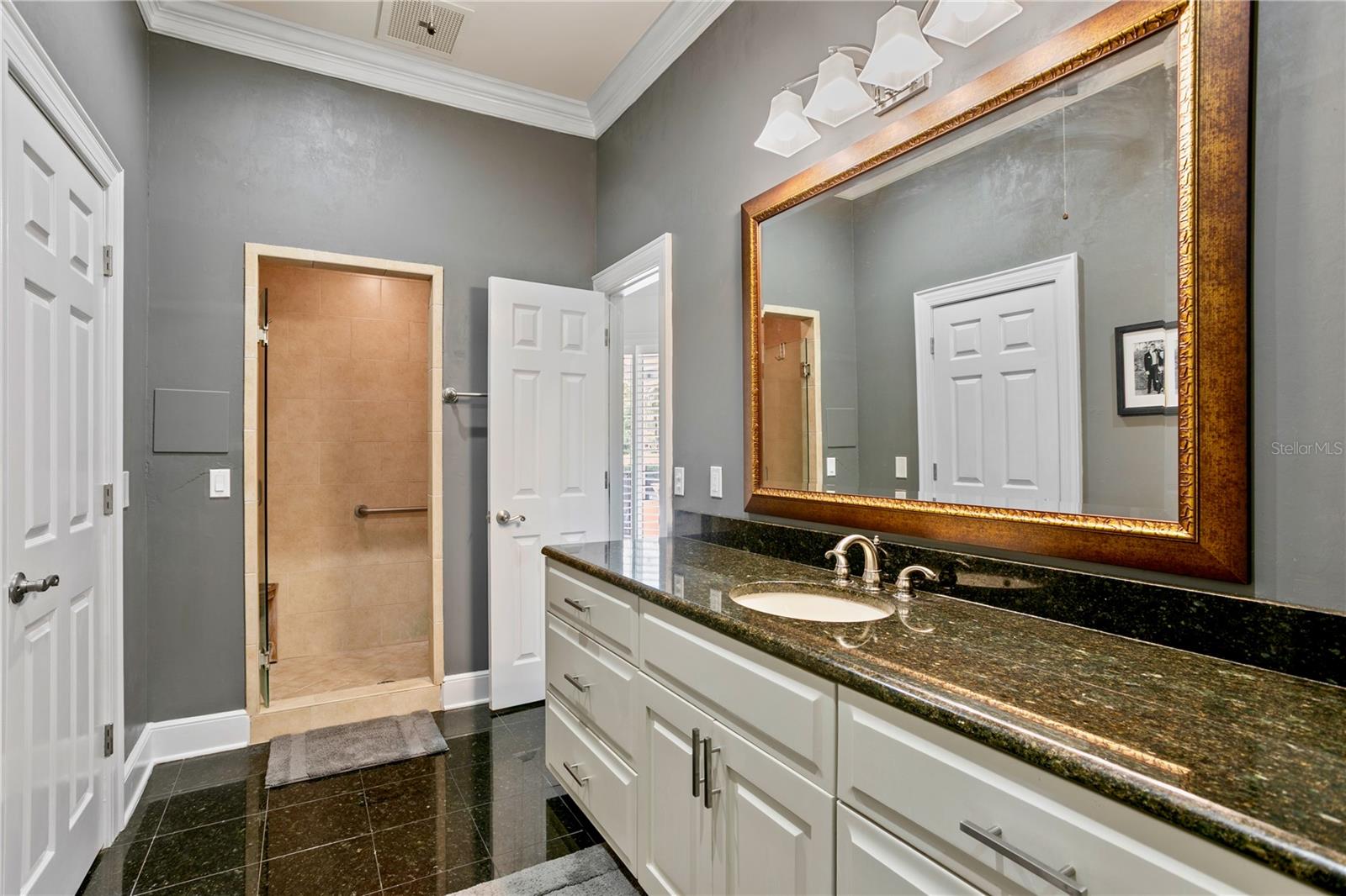 AVILA UNIT 1 - Residential