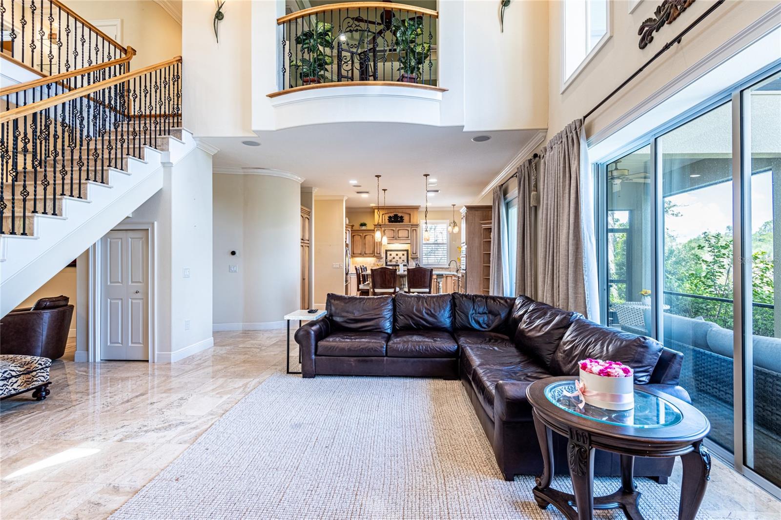 CALIENTE - Residential