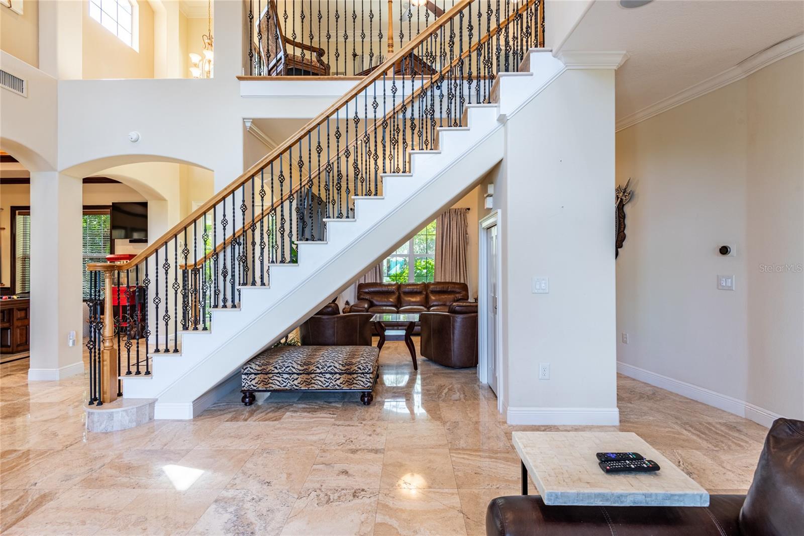 CALIENTE - Residential