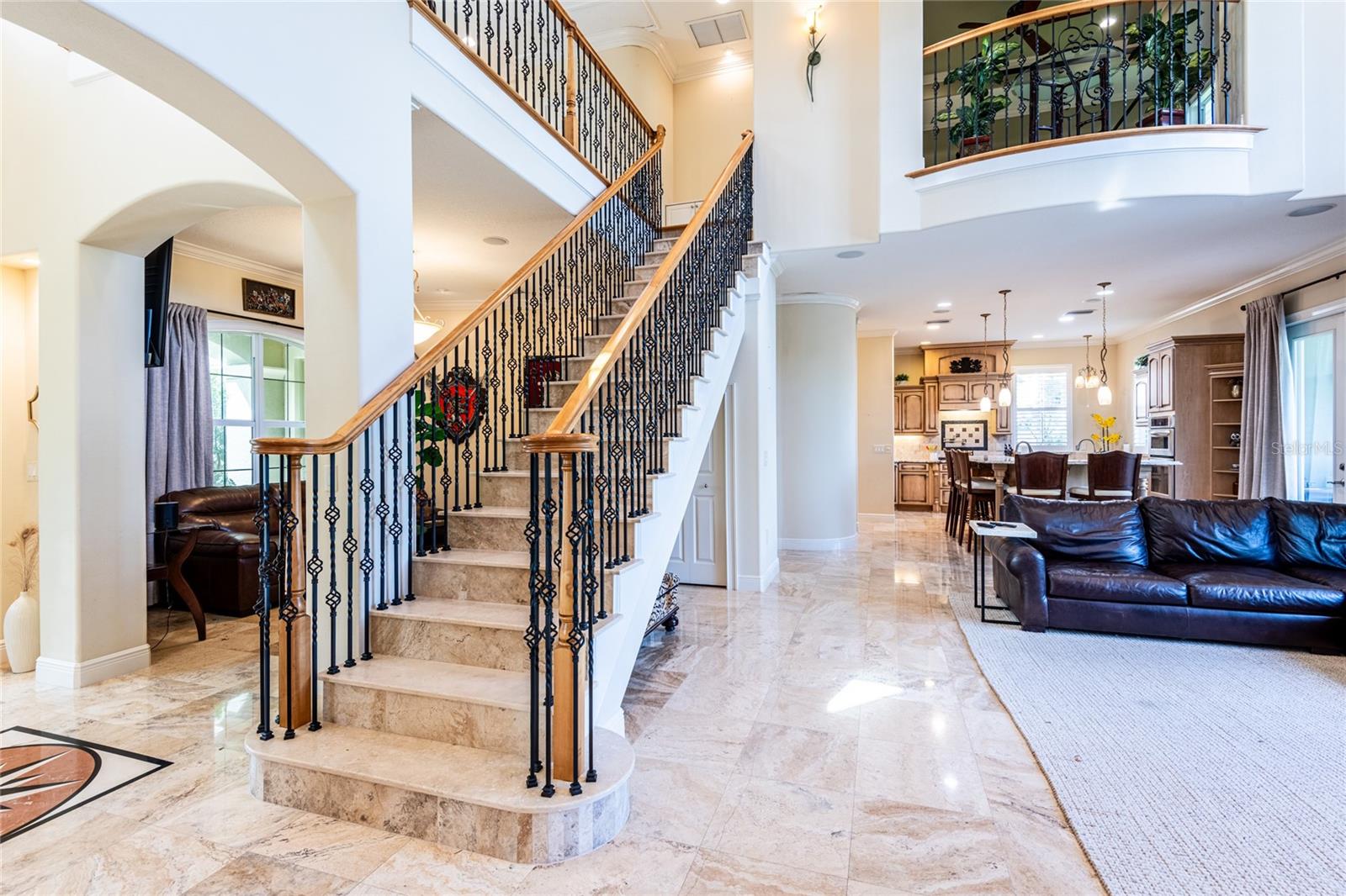 CALIENTE - Residential