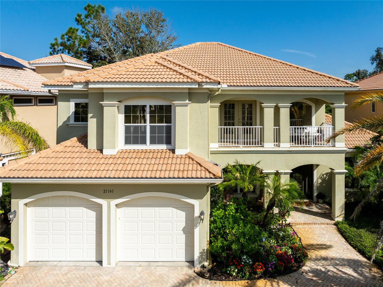 CALIENTE - Residential