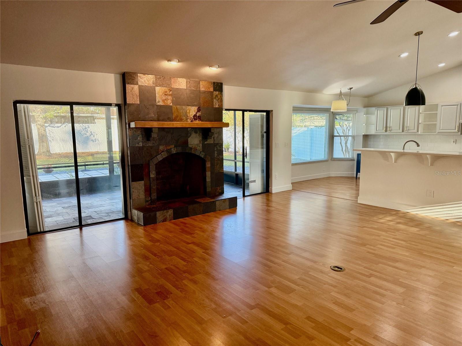 QUAIL COVE SUB REP - Residential