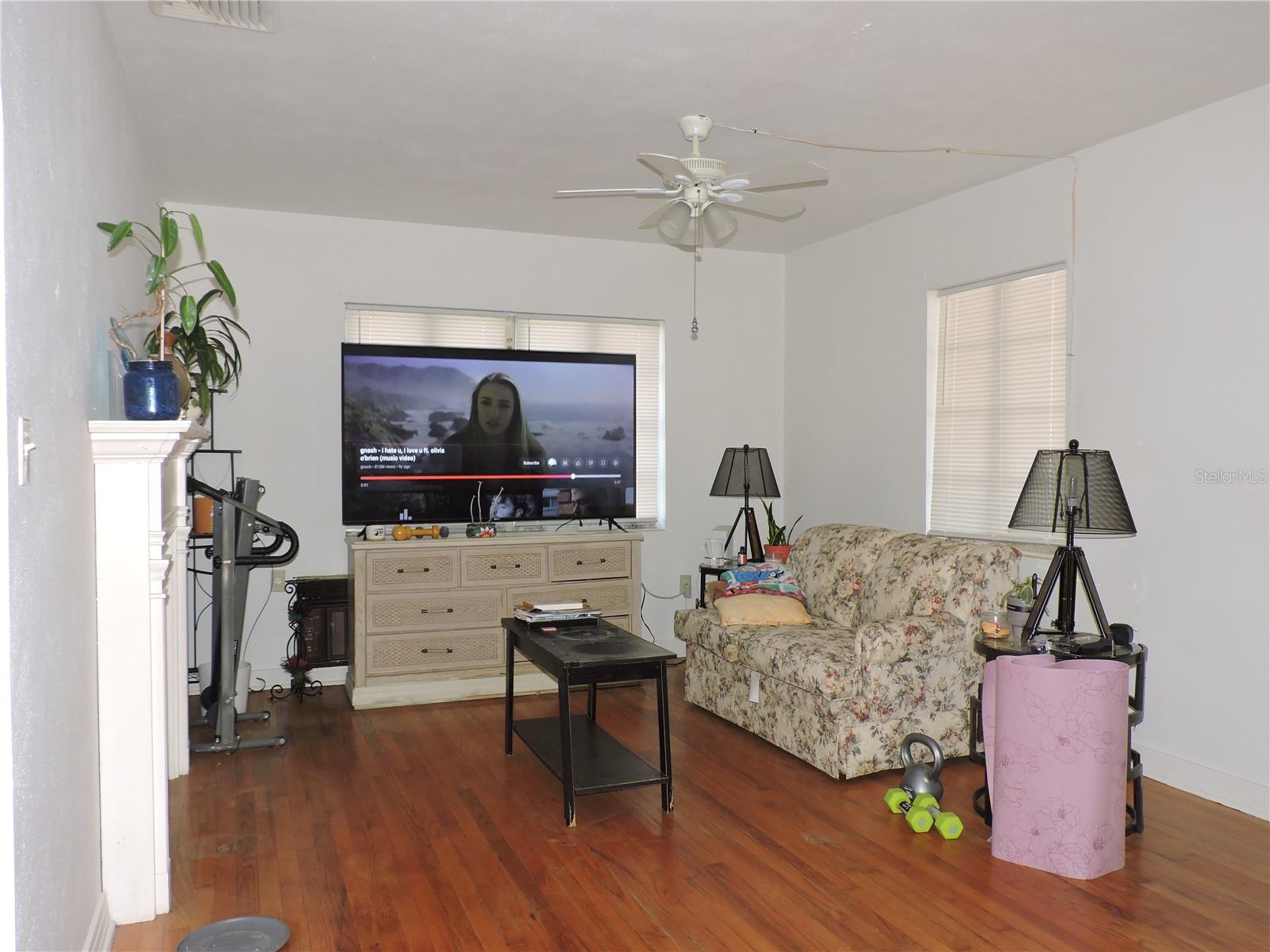 826 STATE ROAD 60 E