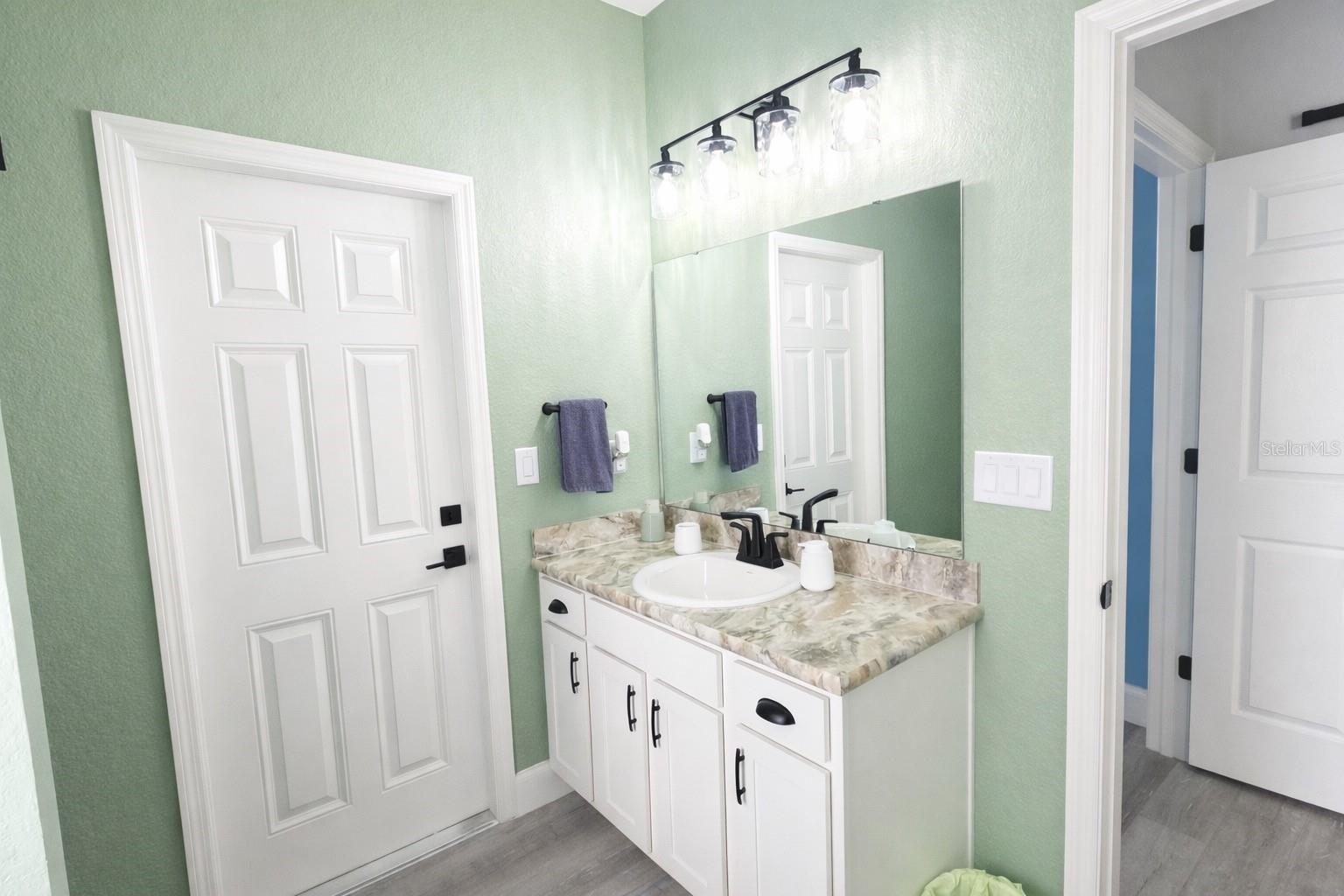 BRIDGEPORT LAKES PH 1 - Residential