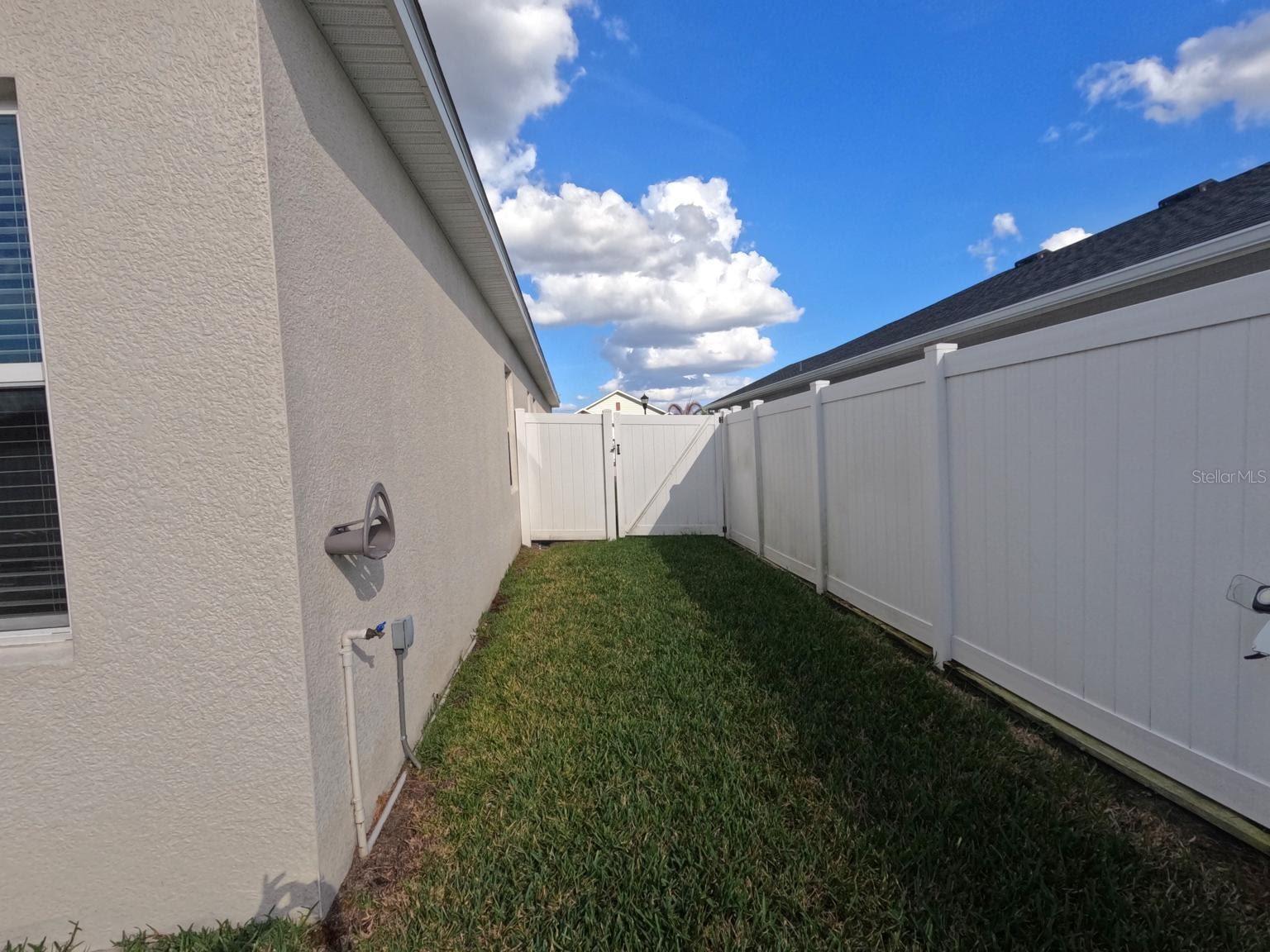 BRIDGEPORT LAKES PH 1 - Residential