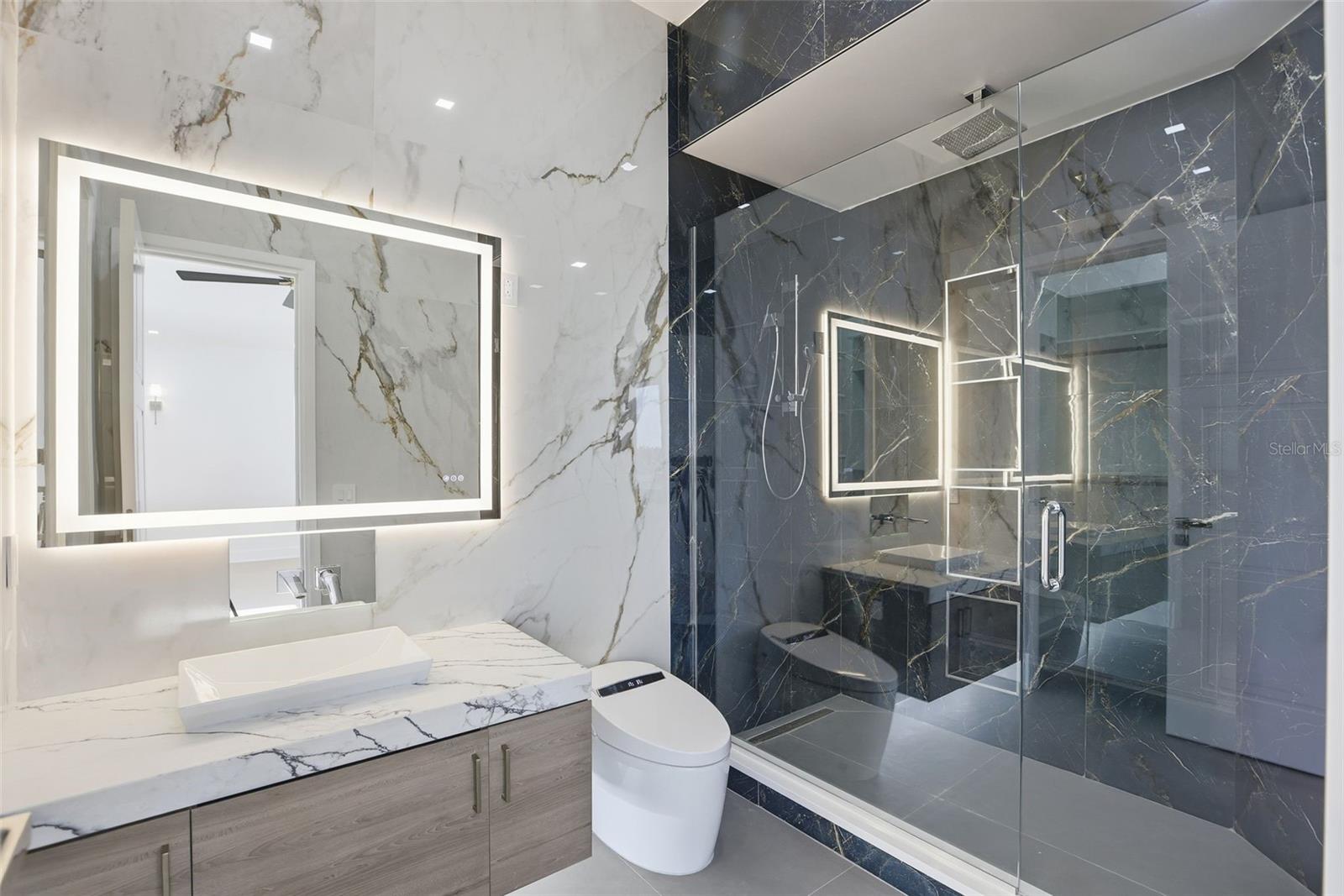 LAKE DOWN RESERVE - Residential