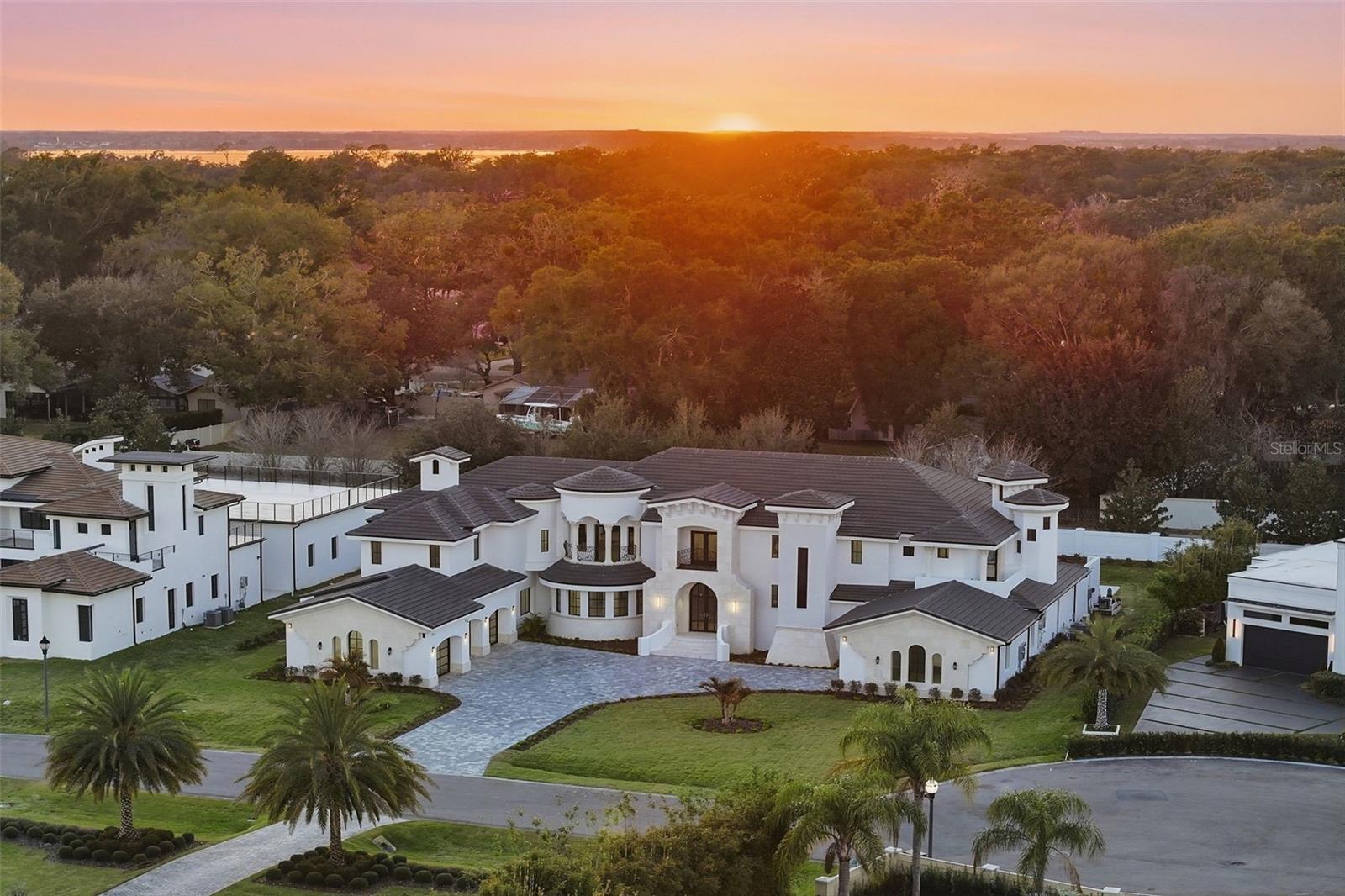 1009 DOWN RESERVE COURT