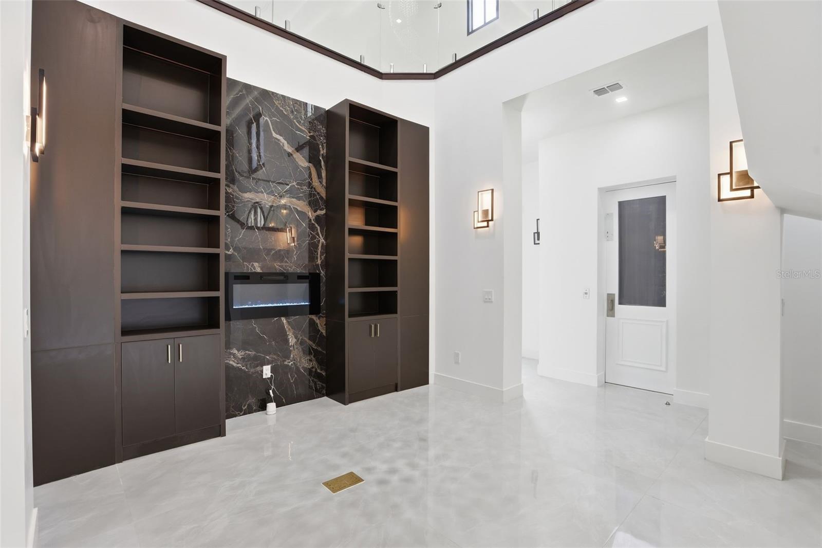 LAKE DOWN RESERVE - Residential