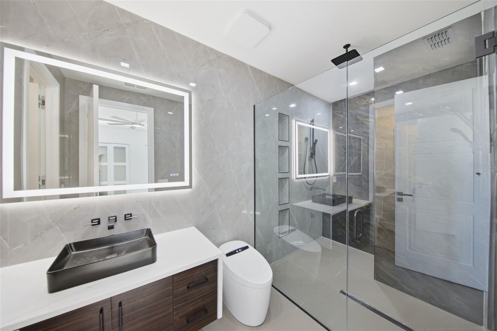 LAKE DOWN RESERVE - Residential