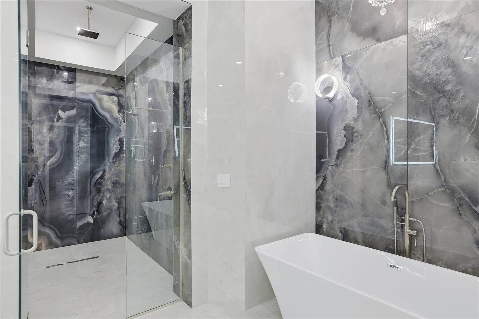 LAKE DOWN RESERVE - Residential