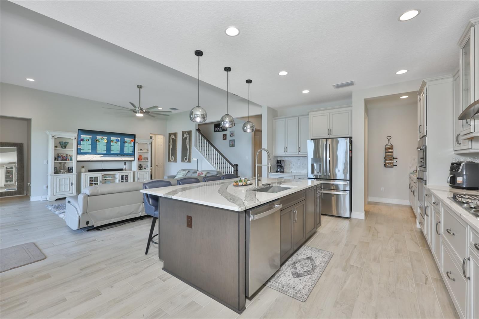5379 EVERLONG DRIVE