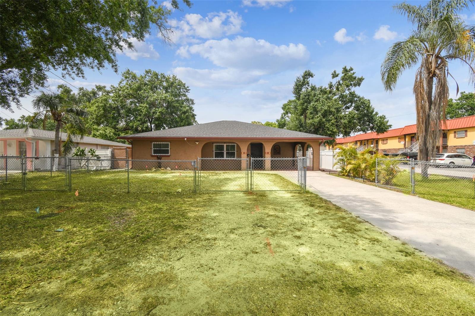 2701 W OSBORNE AVENUE