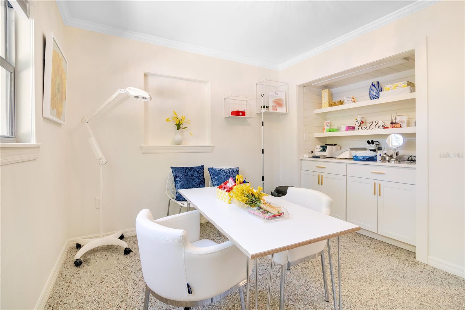 EAST COAST VILLA - Commercial Sale