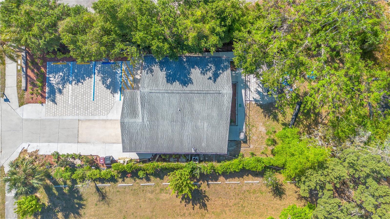 EAST COAST VILLA - Commercial Sale