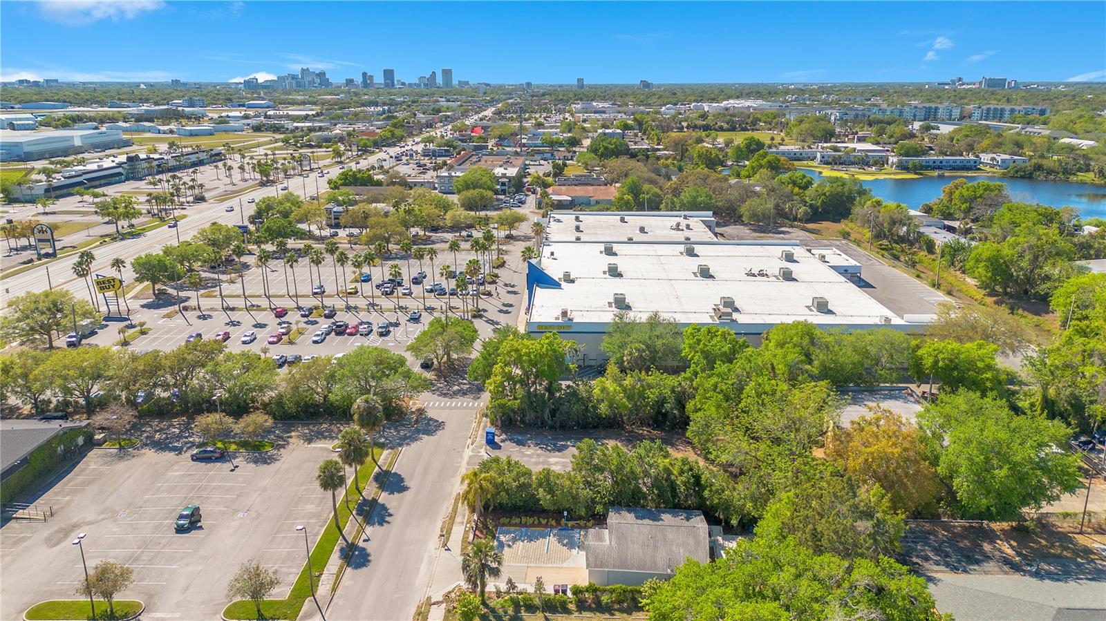 EAST COAST VILLA - Commercial Sale