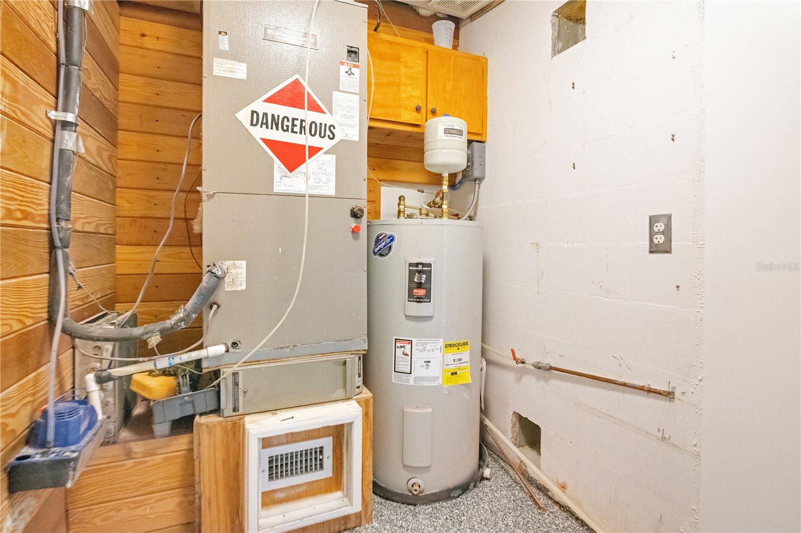 EAST COAST VILLA - Commercial Sale