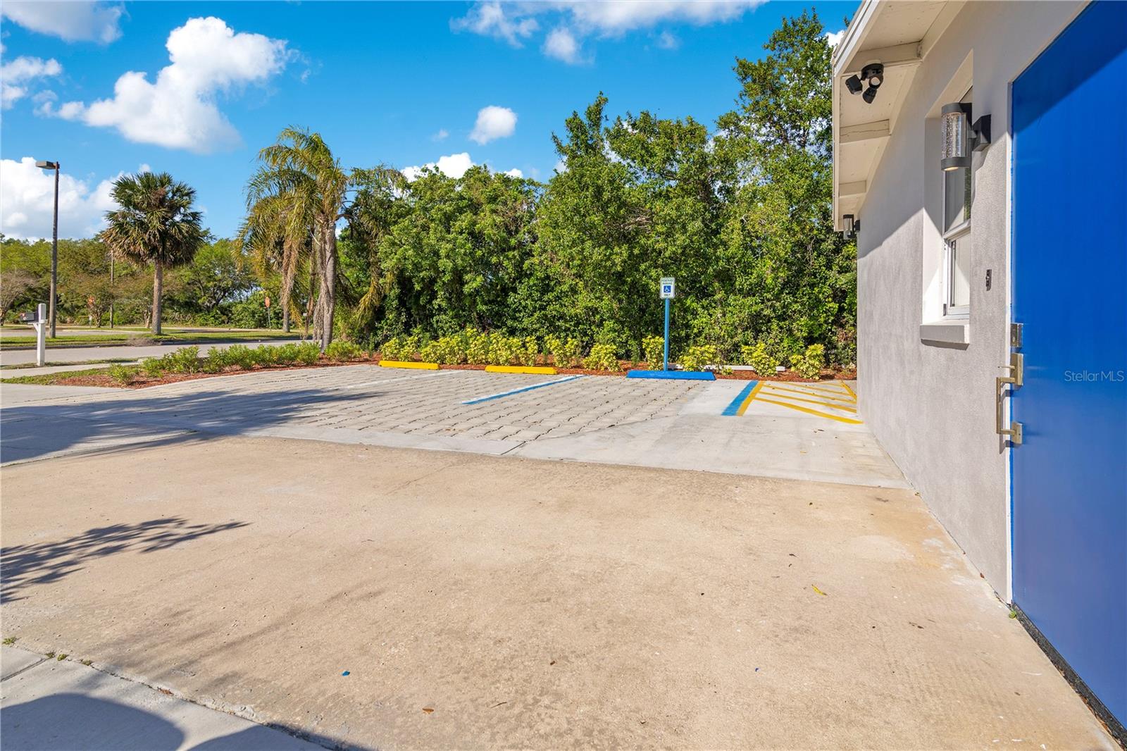 4749 HARGRAVE STREET