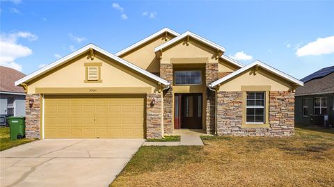 Photo of 3021 Buckeye Pointe Drive, Winter Haven, FL 33881 (MLS # O6377124)