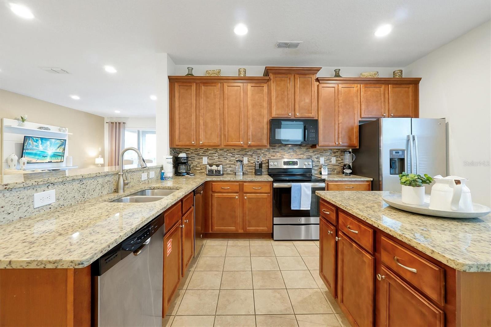 REUNION WEST PH 1 EAST - Residential