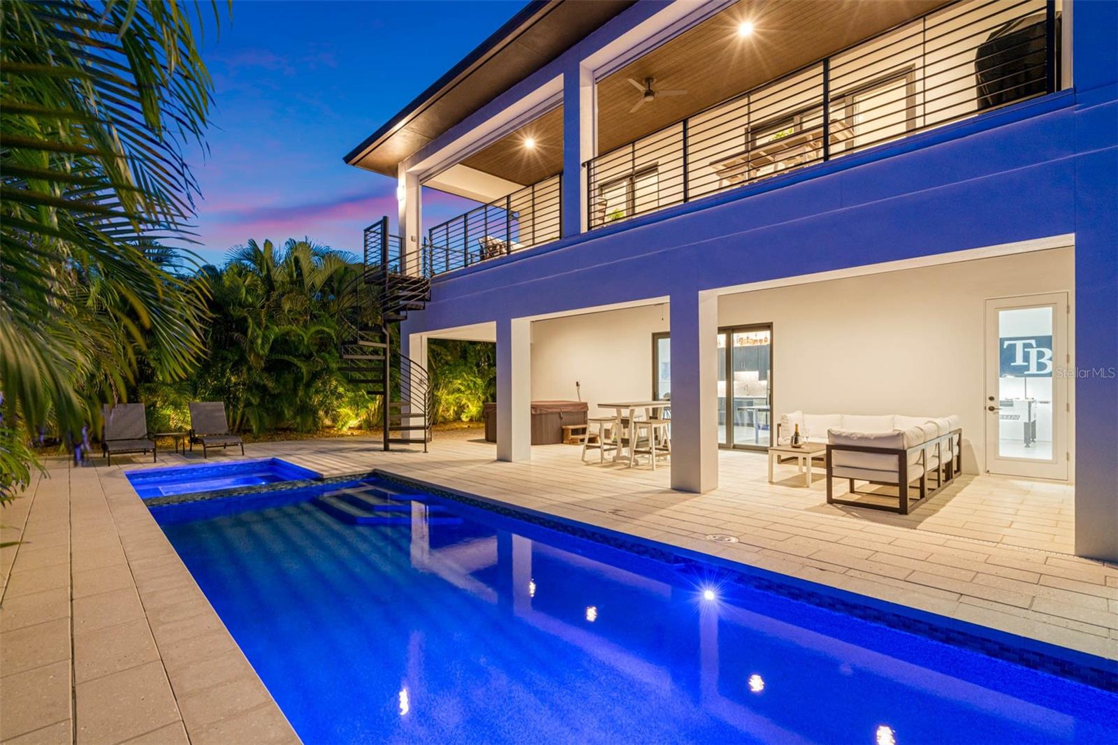 TIERRA VERDE UNIT 1 4TH REP - Residential