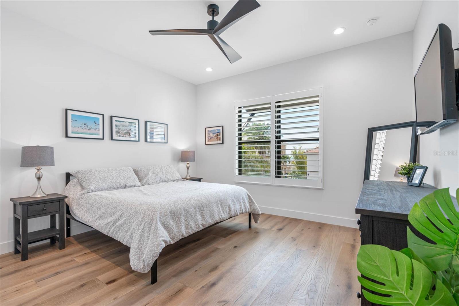 TIERRA VERDE UNIT 1 4TH REP - Residential