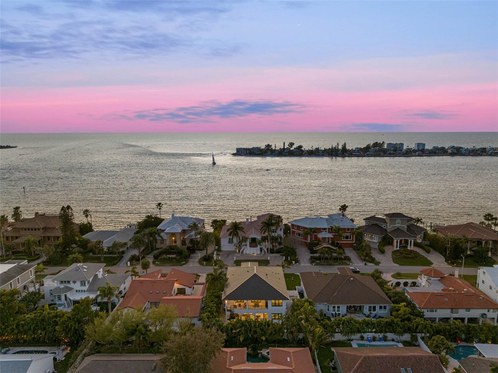 TIERRA VERDE UNIT 1 4TH REP - Residential