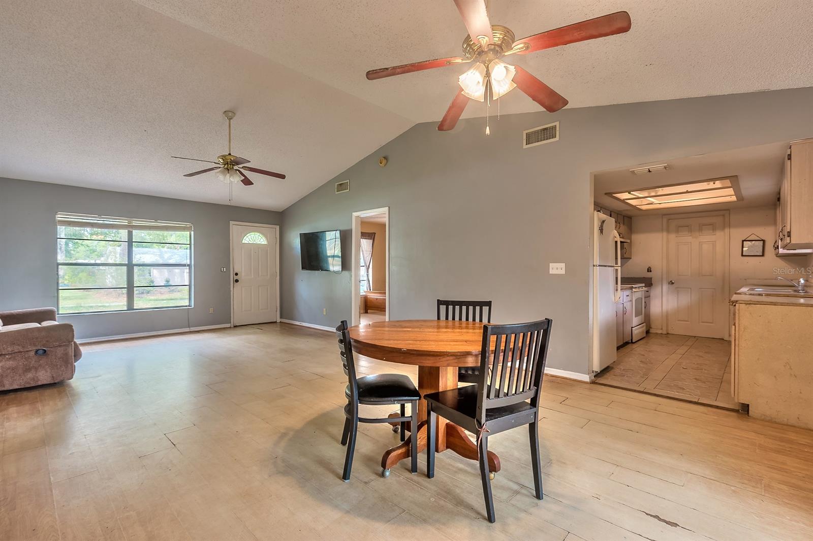 Florida Shores 01 - Residential