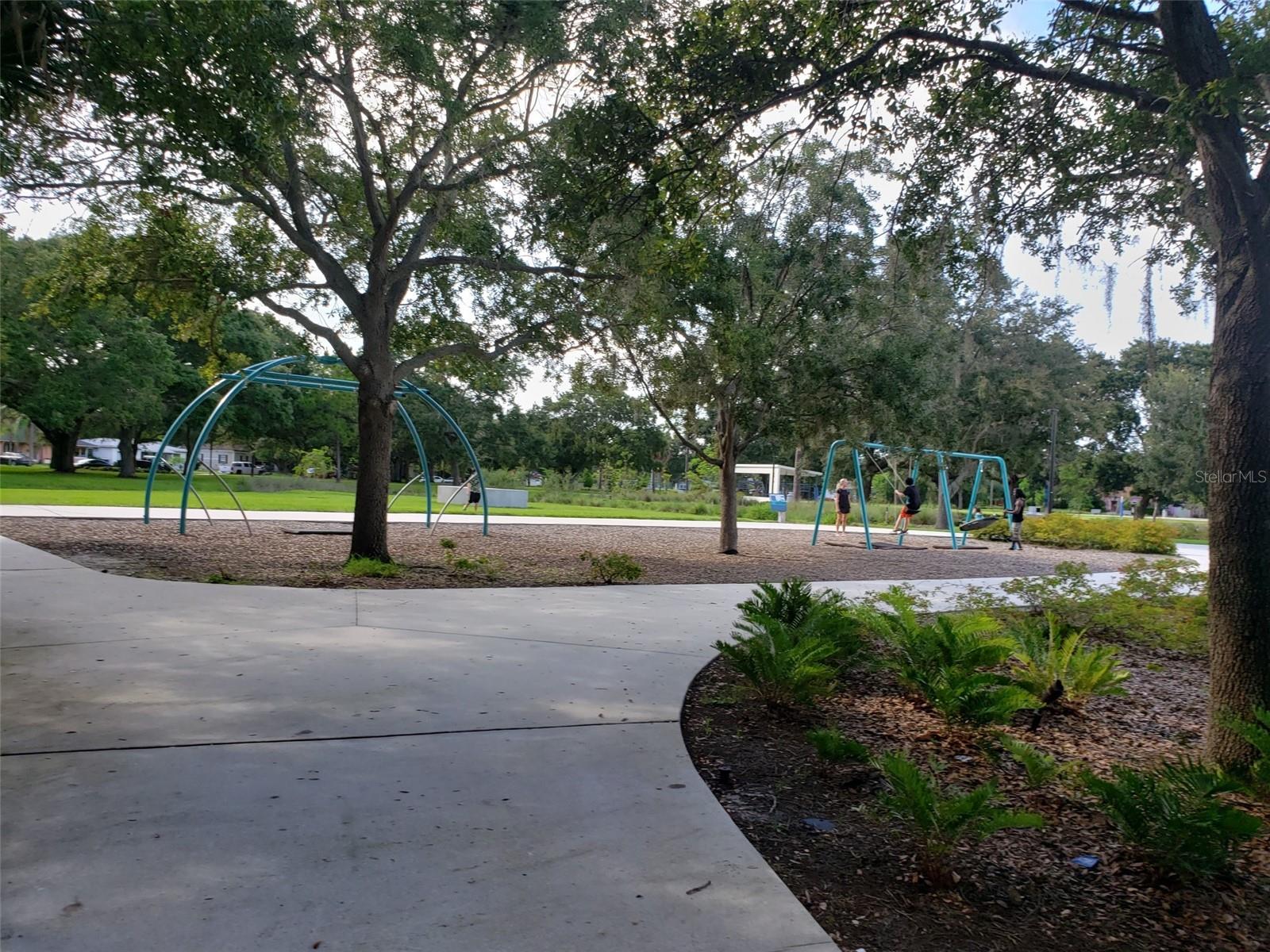 BOULEVARD HEIGHTS - Residential Lease