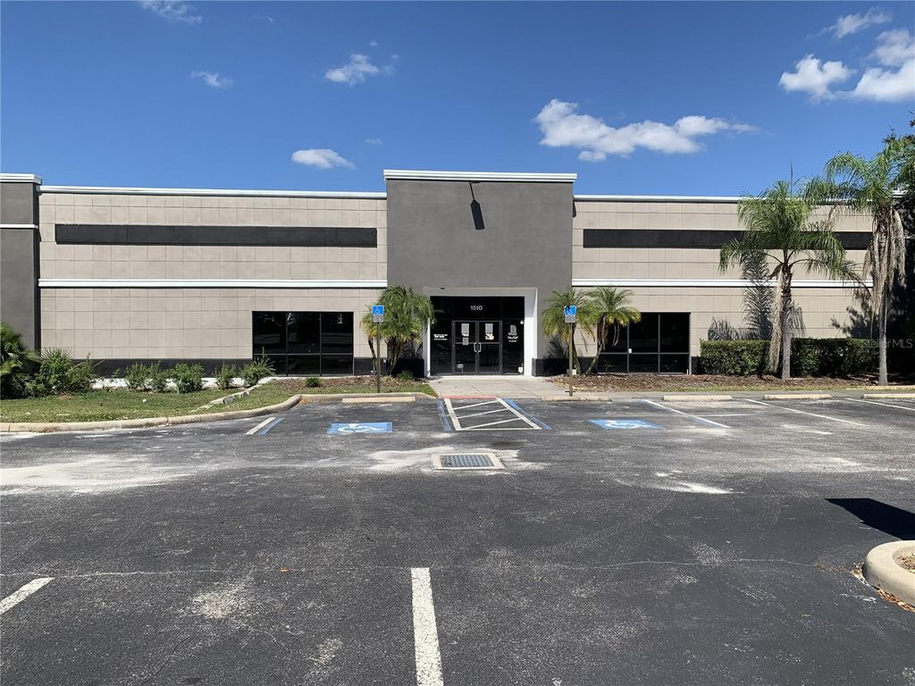 Photo of 1510 E College Avenue, Ruskin, FL 33570 (MLS # TB8435183)
