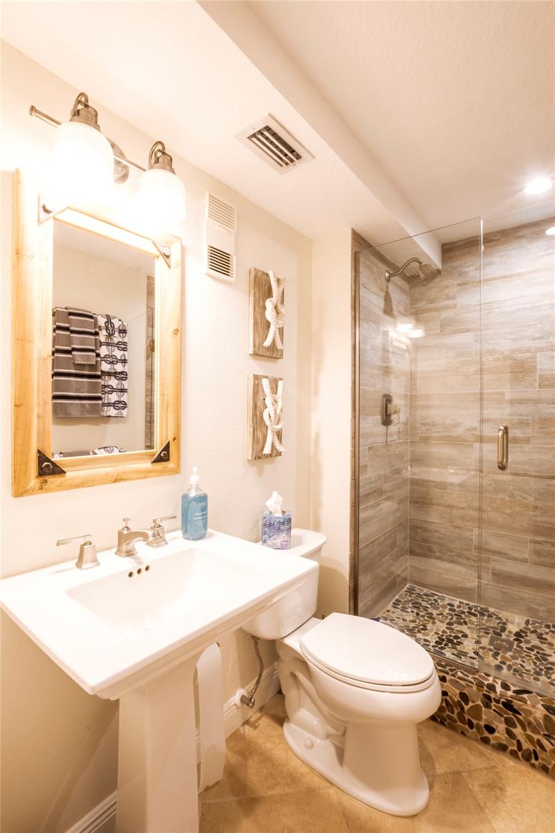 Marker 33 Ph 01 Condo - Residential