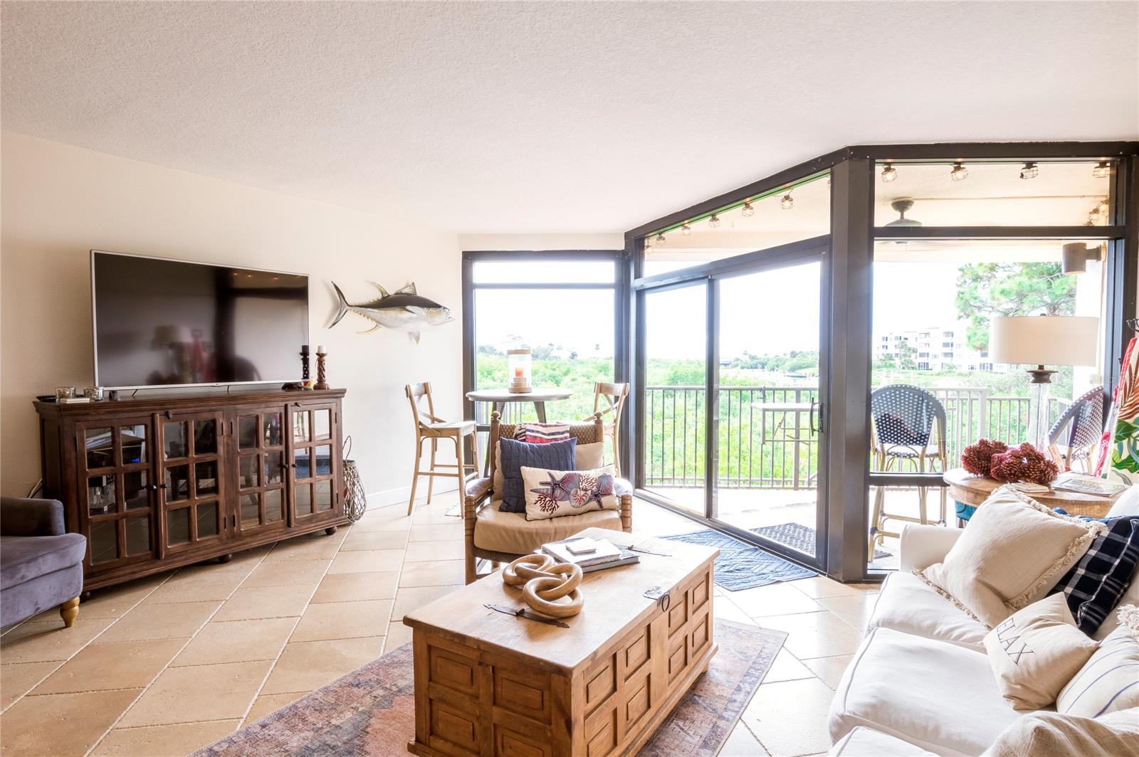 Marker 33 Ph 01 Condo - Residential