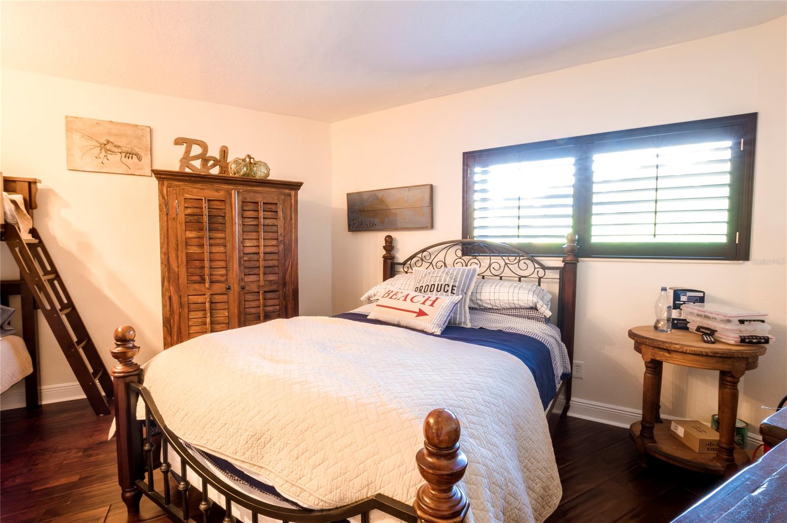 Marker 33 Ph 01 Condo - Residential