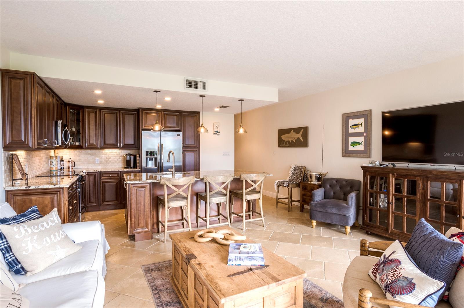 Marker 33 Ph 01 Condo - Residential