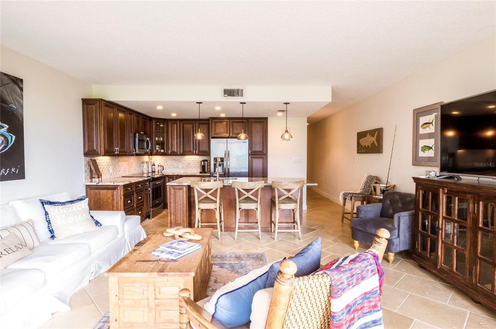 Marker 33 Ph 01 Condo - Residential